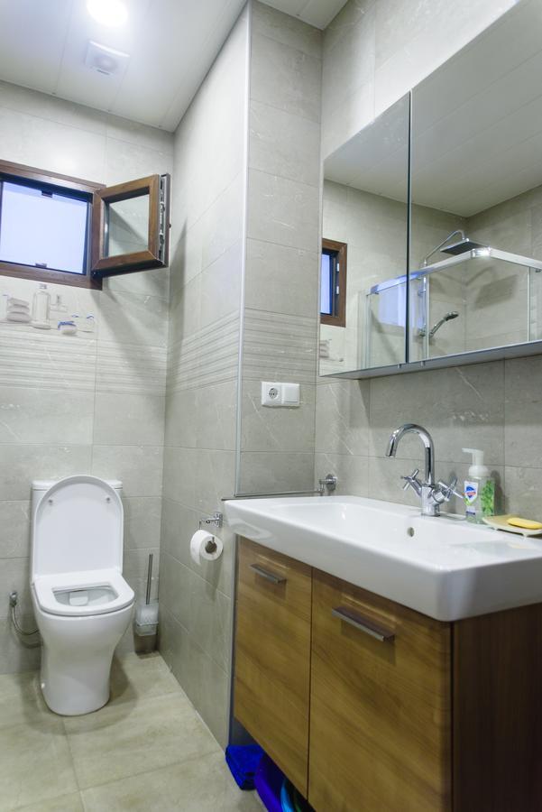 Boulevard Apartment Batumi Eksteriør bilde